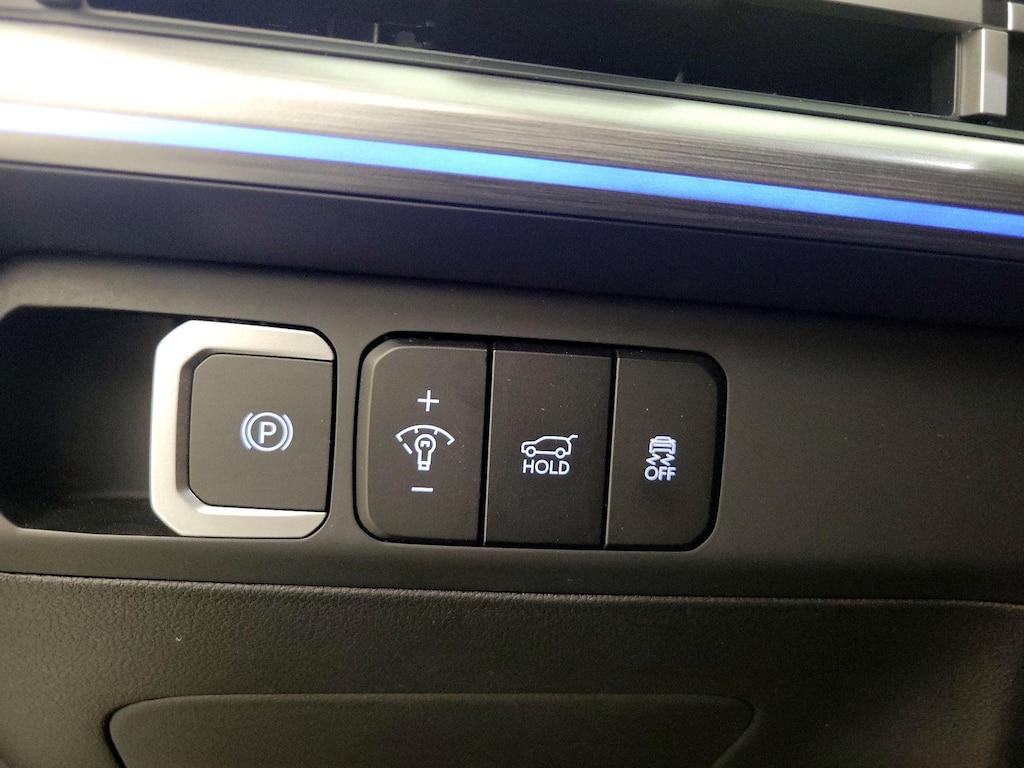 used 2024 Hyundai Santa Fe car, priced at $37,998