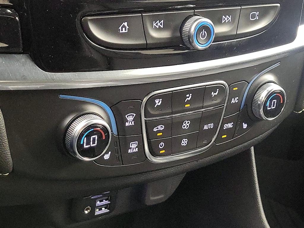 used 2023 Chevrolet Traverse car, priced at $35,998
