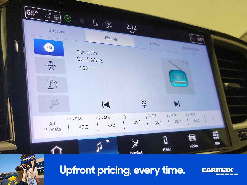 used 2023 Chrysler Pacifica car, priced at $25,998