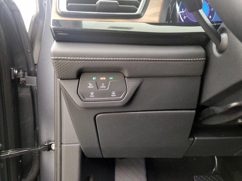 used 2025 Volkswagen Atlas car, priced at $33,998