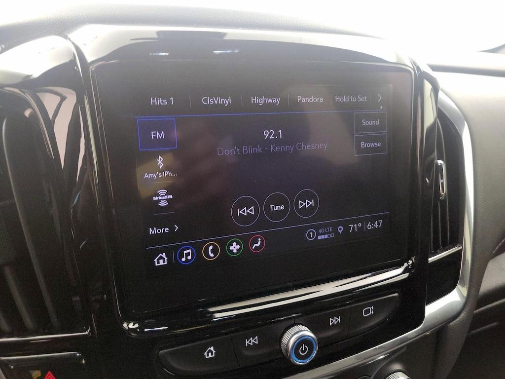 used 2023 Chevrolet Traverse car, priced at $30,998