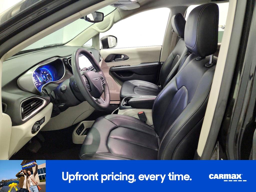 used 2023 Chrysler Pacifica car, priced at $23,998