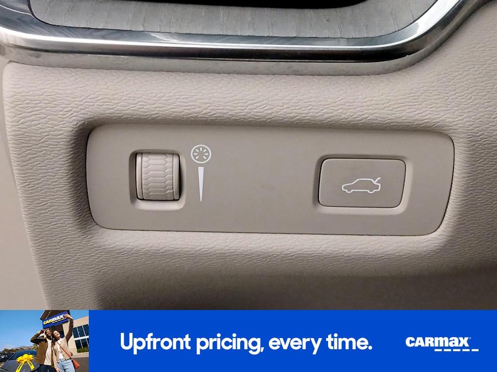 used 2022 Volvo V60 Cross Country car, priced at $26,998