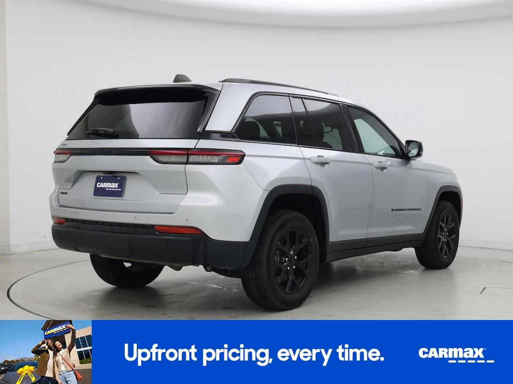 used 2024 Jeep Grand Cherokee car, priced at $37,998