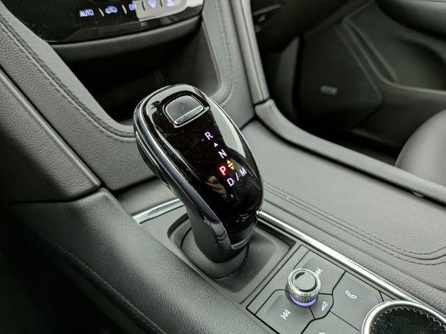 used 2023 Cadillac XT6 car, priced at $32,301