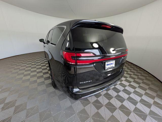 used 2023 Chrysler Pacifica car, priced at $24,327