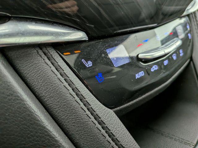 used 2023 Cadillac XT6 car, priced at $34,115