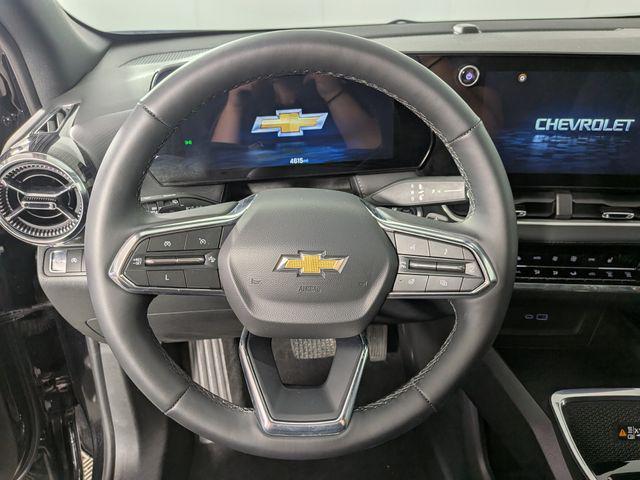used 2025 Chevrolet Equinox car, priced at $25,870