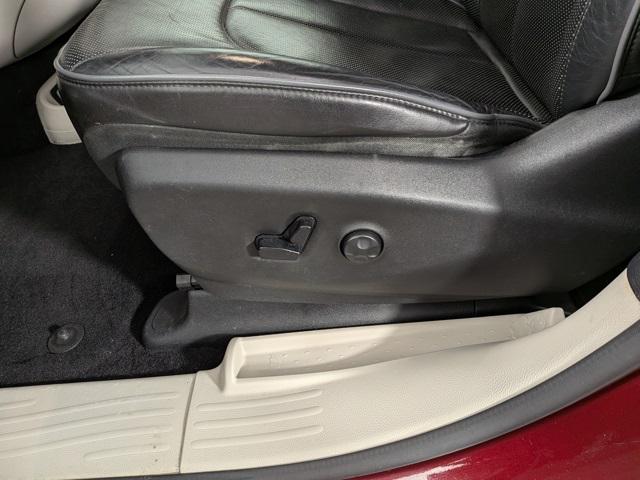 used 2019 Chrysler Pacifica car, priced at $18,238