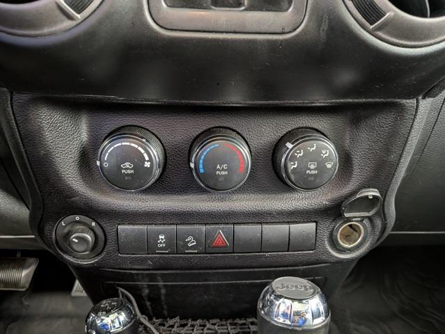 used 2015 Jeep Wrangler Unlimited car, priced at $10,093