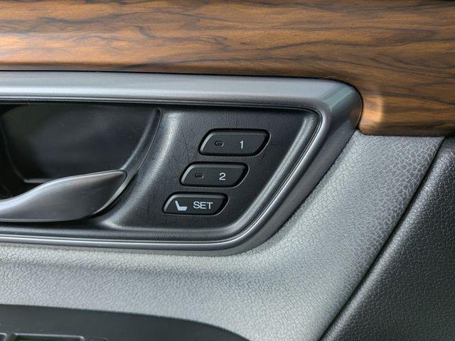 used 2021 Honda CR-V Hybrid car, priced at $28,320