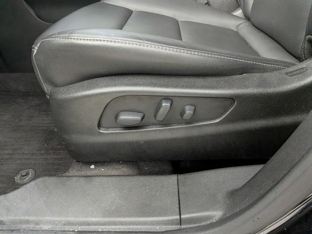 used 2020 Cadillac XT4 car, priced at $21,661