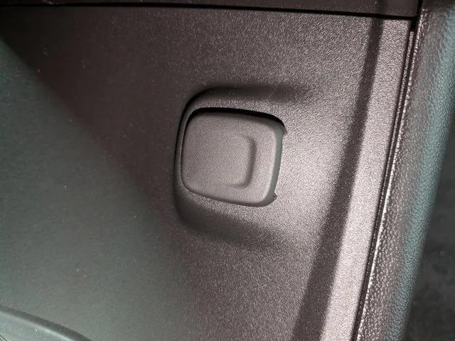 new 2025 Cadillac XT6 car, priced at $56,011