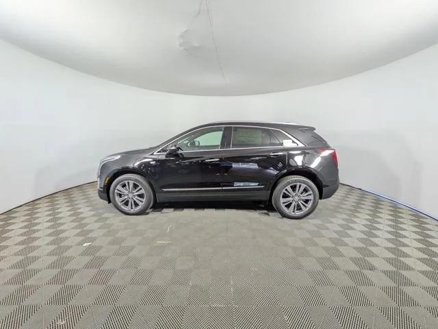 new 2025 Cadillac XT5 car, priced at $55,715