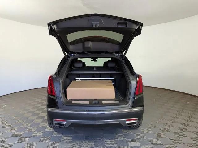 new 2025 Cadillac XT5 car, priced at $55,715