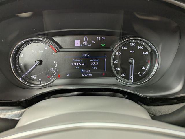 used 2023 Cadillac XT5 car, priced at $30,253