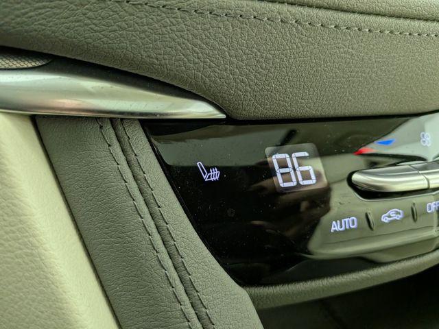 used 2023 Cadillac XT5 car, priced at $30,253