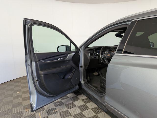 used 2023 Cadillac XT5 car, priced at $29,536