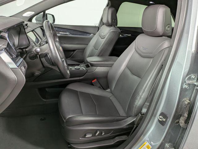 used 2023 Cadillac XT5 car, priced at $29,536