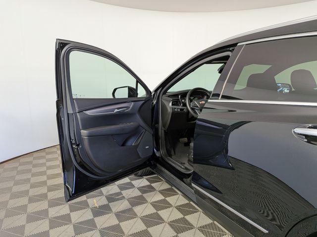 used 2023 Cadillac XT5 car, priced at $24,284