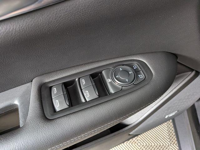used 2023 Cadillac XT5 car, priced at $24,284