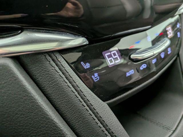 used 2022 Cadillac XT6 car, priced at $31,114