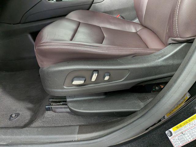 used 2022 Cadillac XT6 car, priced at $31,114