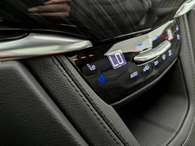 new 2025 Cadillac XT6 car, priced at $59,515