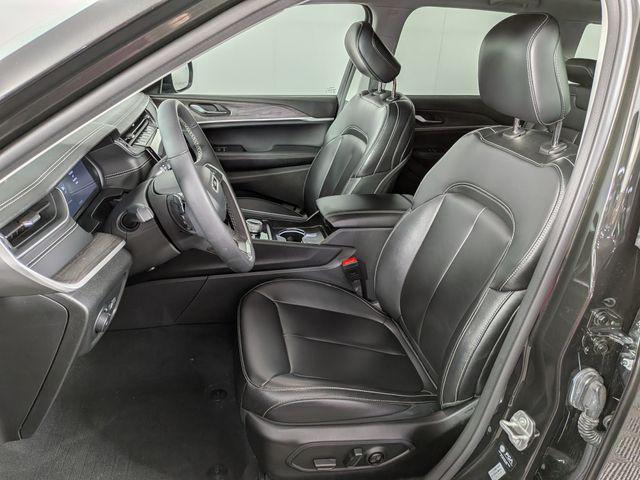 used 2024 Jeep Grand Cherokee car, priced at $34,317