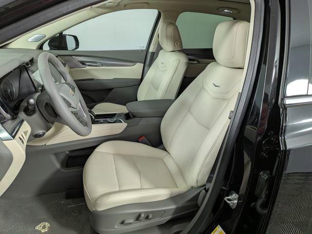 new 2026 Cadillac XT5 car, priced at $56,705