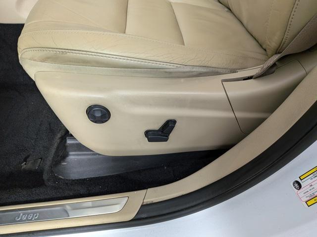 used 2014 Jeep Grand Cherokee car, priced at $7,717