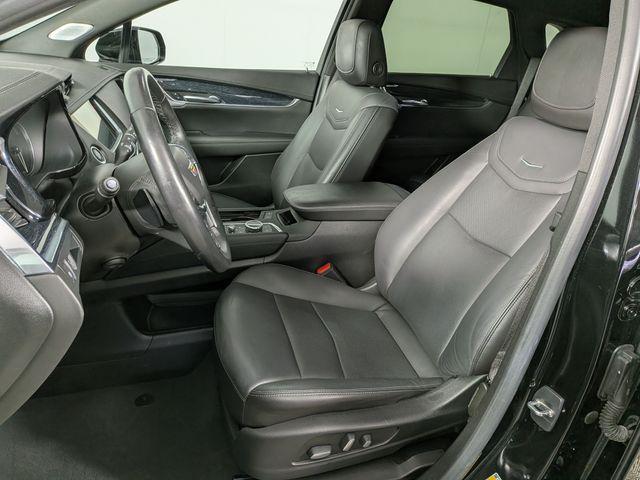 used 2023 Cadillac XT5 car, priced at $33,278
