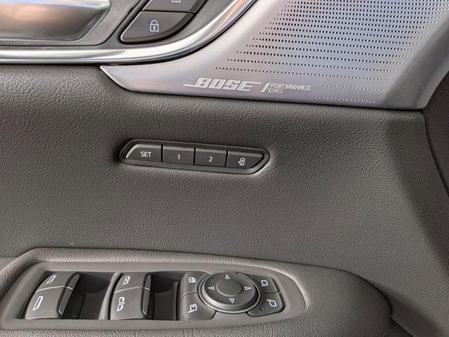 new 2025 Cadillac XT5 car, priced at $49,885
