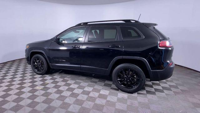 used 2023 Jeep Cherokee car, priced at $19,227