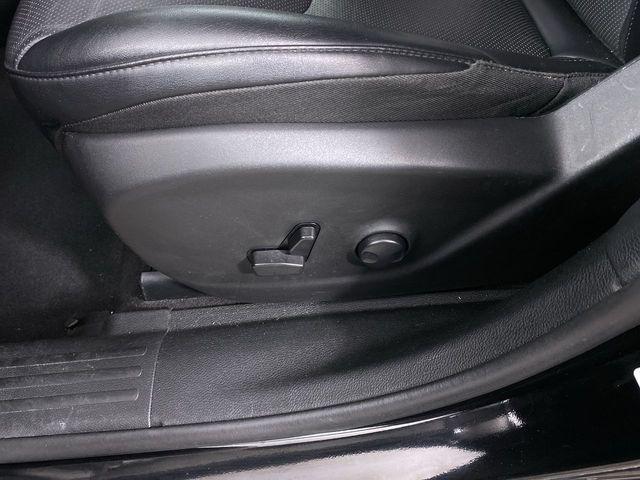 used 2023 Jeep Cherokee car, priced at $19,227