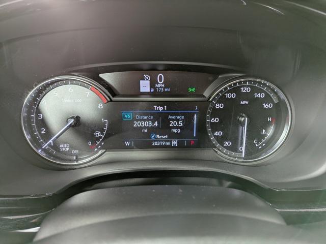 used 2024 Cadillac XT6 car, priced at $42,254