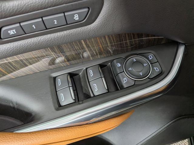 used 2021 Cadillac XT4 car, priced at $22,308