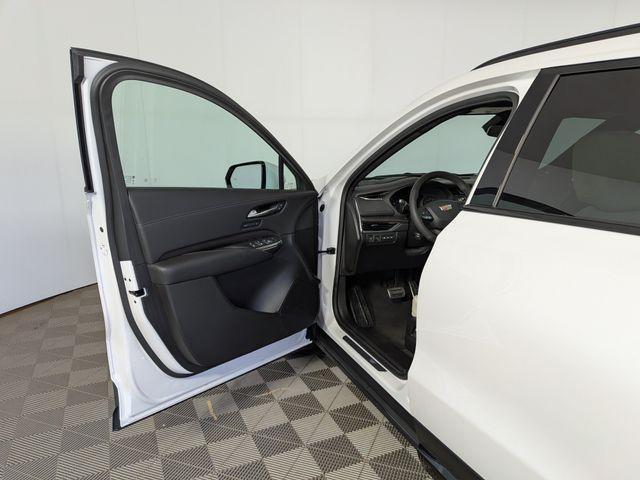used 2023 Cadillac XT4 car, priced at $32,011