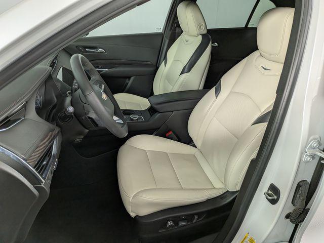 used 2023 Cadillac XT4 car, priced at $32,011