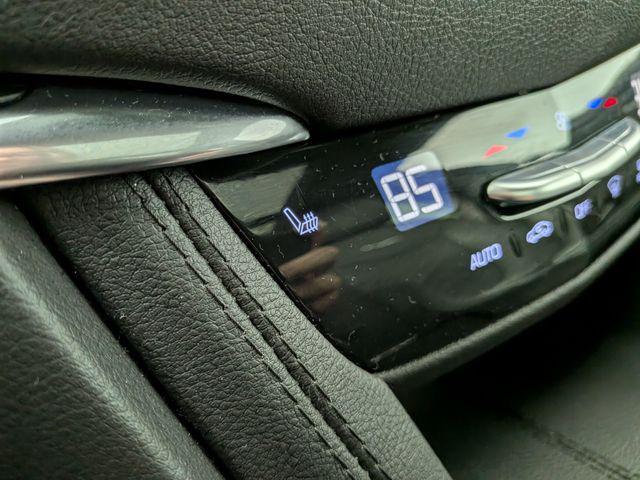 used 2023 Cadillac XT5 car, priced at $31,962