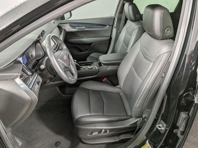 used 2022 Cadillac XT5 car, priced at $30,071