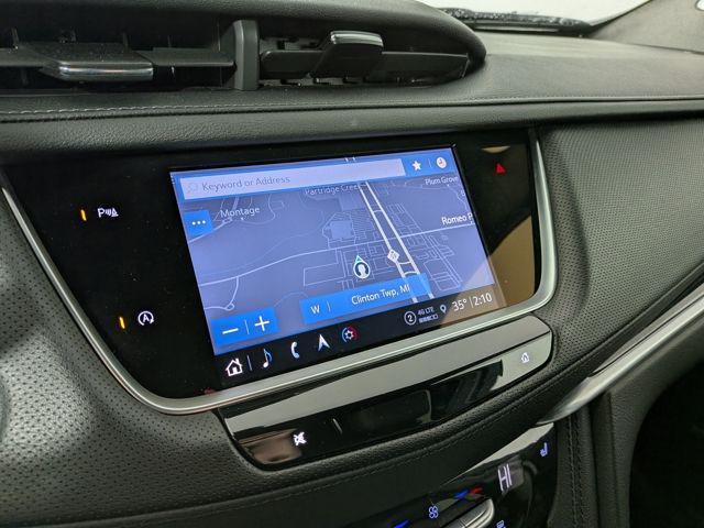 used 2022 Cadillac XT5 car, priced at $30,071