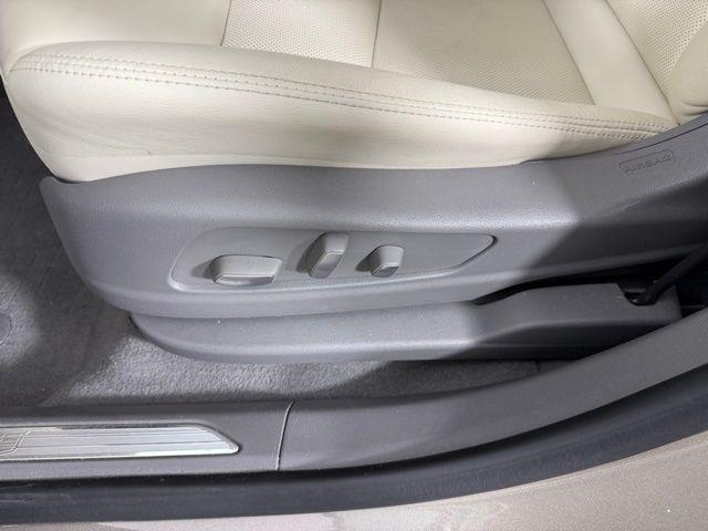 used 2022 Cadillac XT5 car, priced at $24,849