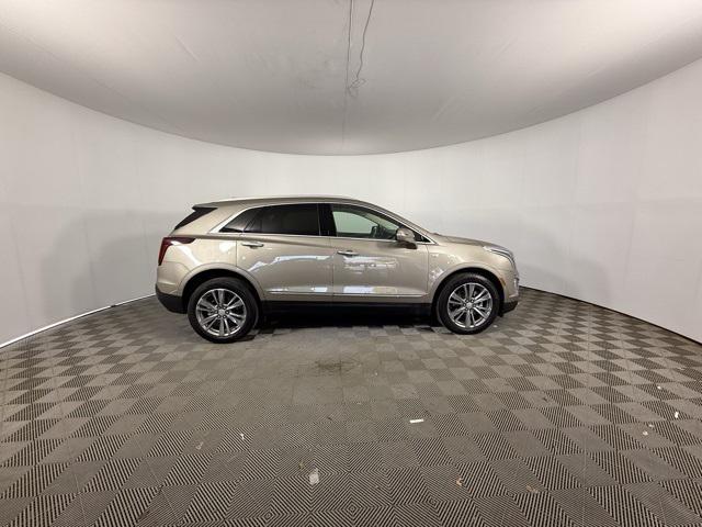 used 2022 Cadillac XT5 car, priced at $29,622