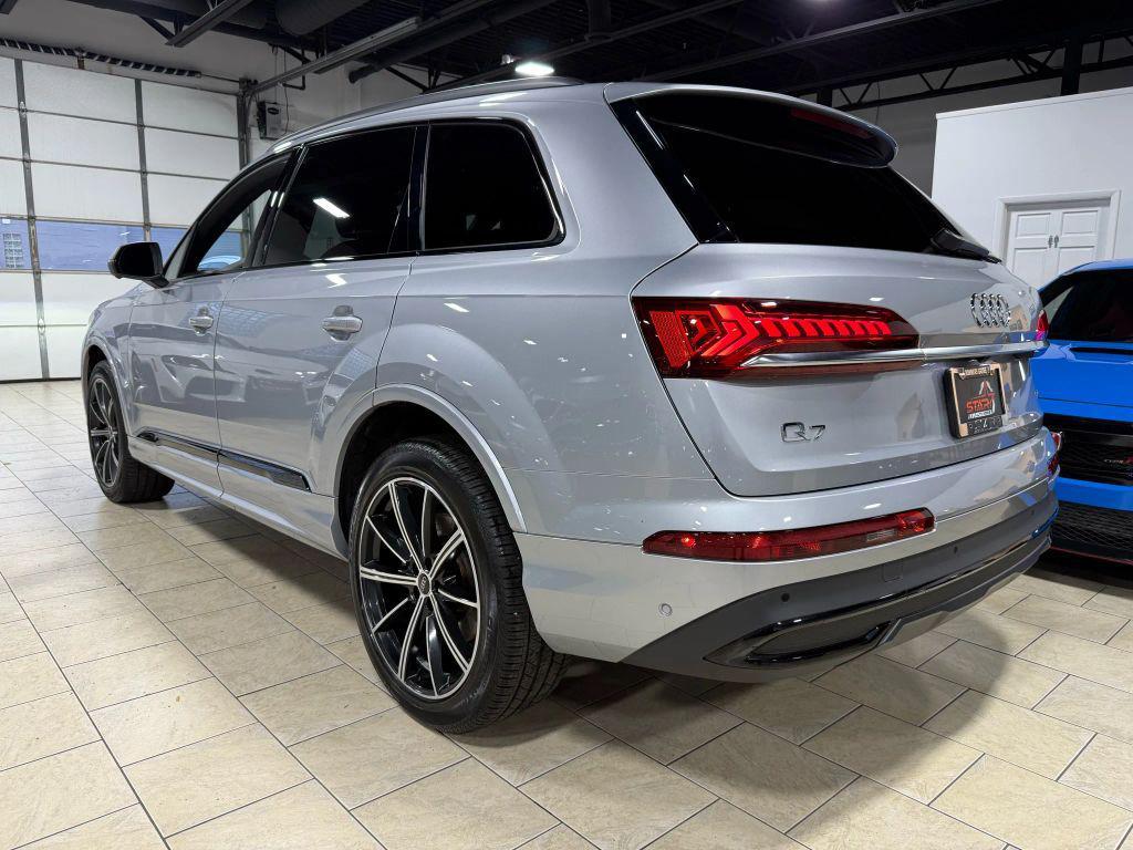 used 2021 Audi Q7 car, priced at $30,450