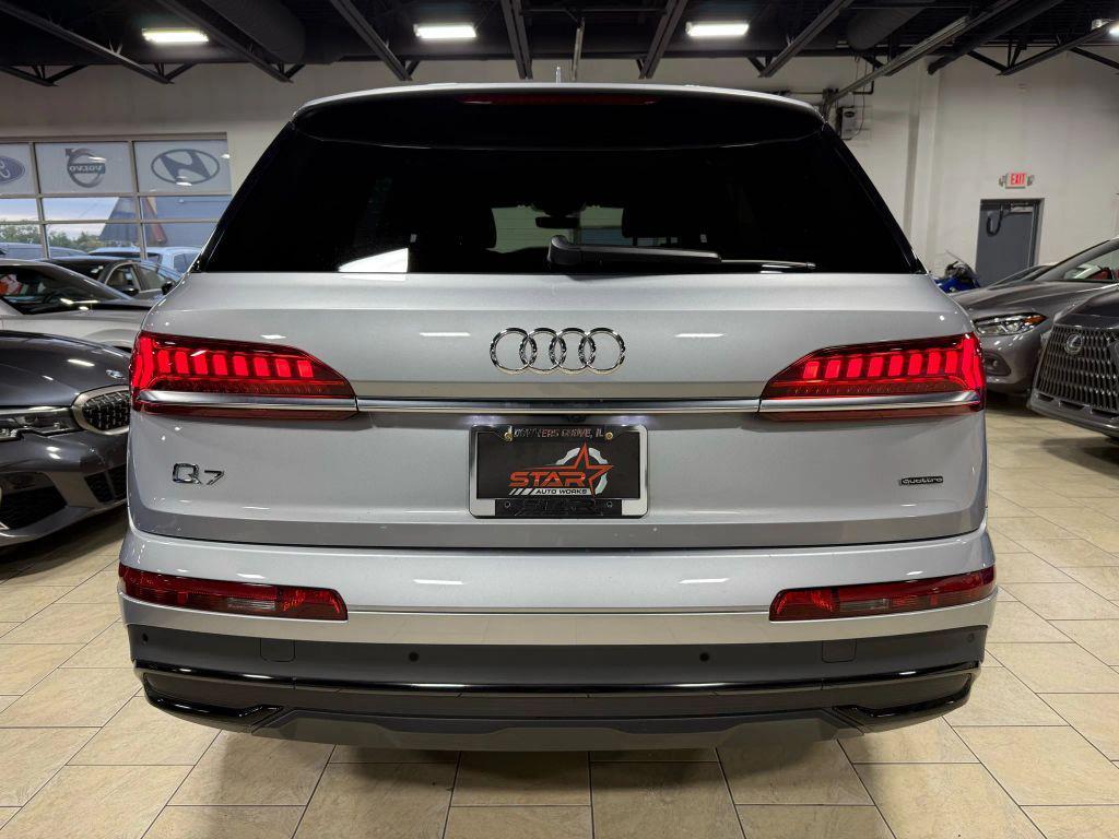 used 2021 Audi Q7 car, priced at $30,450