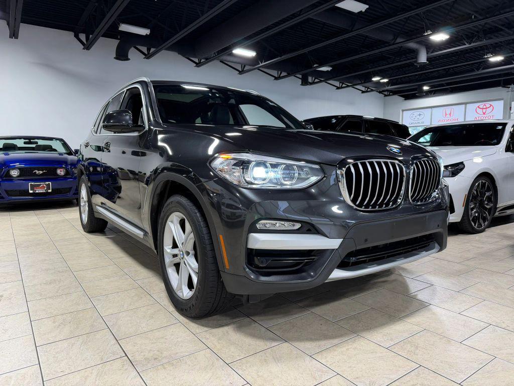 BMW X3 view 9