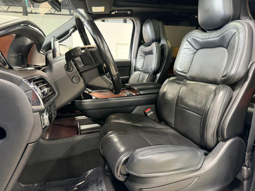 used 2019 Lincoln Navigator car, priced at $36,967