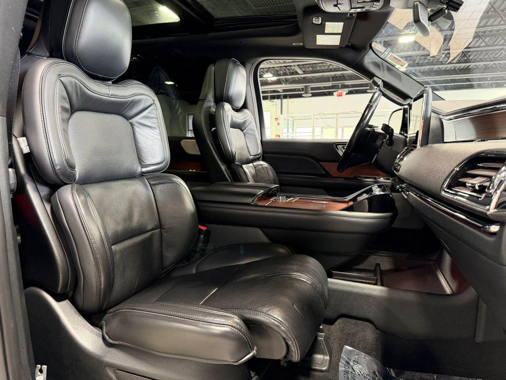 used 2019 Lincoln Navigator car, priced at $36,967