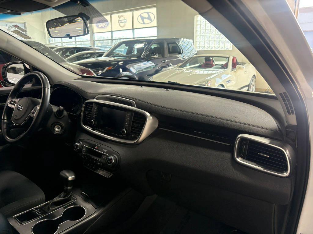used 2020 Kia Sorento car, priced at $18,995